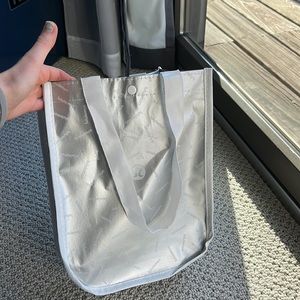 Small lululemon tote